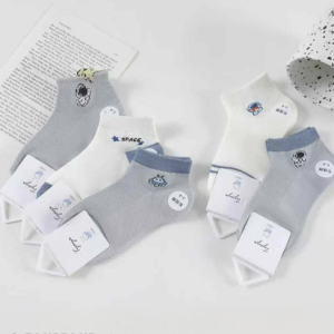 MEDIAS DE CHICOS TALLE 2 A 4 ASTRONAUTA - X 10 UNI