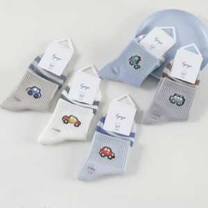 AA0233 MEDIAS DE CHICOS TALLE 2 A 4 AUTOSX 10