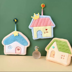 AA0092 TOALLA DE MANO FORMA DE CASITA