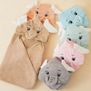 AA0639 TOALLON PARA BEBE LISO ELEFANTE CON CAPUCHO