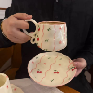 TAZA CERAMICA CON PLATO FLORES Y CEREZAS