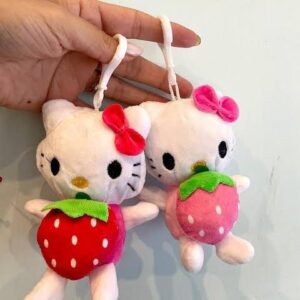 LLAVERO KITTY CON FRUTILLA ROSA ROPA ROSA