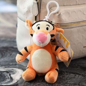 LLAVERO POOH DE TIGER