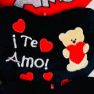Almohada corazón negro Te Amo con osito 30cm
