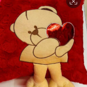 Almohada corazón con personaje variante 35cm