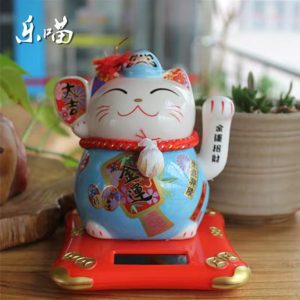 Gato de la fortuna Material: Porcelana 12*13*14.5cm