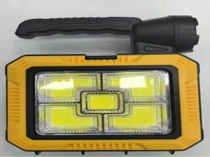 Lámpara solar portátil con herramientas