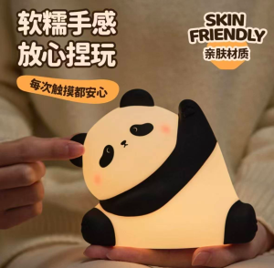 Lámpara táctil panda kung fu LED