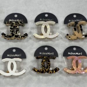 Broche CC