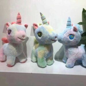 Unicornio teñido con la técnica tie-dye
