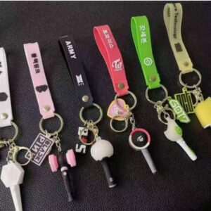 LLAVEROS BANDAS KOREANAS X1 [BT011-016]