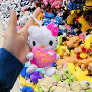 LLAVERO KITTY CON CORAZON ROSA