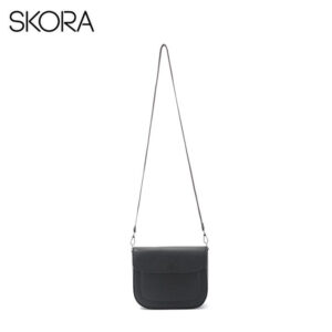 MD43581 - BANDOLERA FLORIDA CON TAPA Y BOLSILLO DELANTERO 23 X 18 X 8 CM