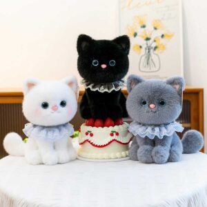 Bella Cat (ribete de encaje) 23 cm