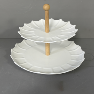 PLATO DE 2 PISOS CERAMICA BLANCA 25CM X 25CM X 2.5CM 34.5CM X 34.5CM X 3CM