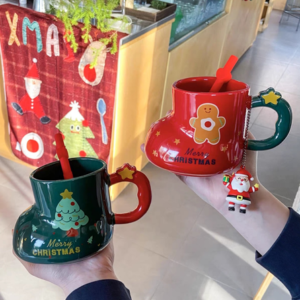 TAZA CERAMICA FORMA BOTA CON SORBETE NAVIDAD 2025080819654 SIN ADORNO