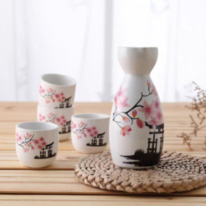 SET DE SAKE CERAMICA CON FLOR ROSA SIN BANDEJA CON 4 VASOS BOTELLA GRANDE