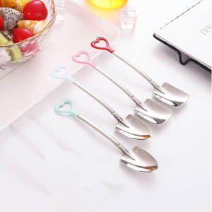 CUCHARITA FORMA DE PALA CON MANGO DE CORAZON DE 6 COLORES 2025080821671 - PAQUETE X 6, UNO DE CADA COLOR