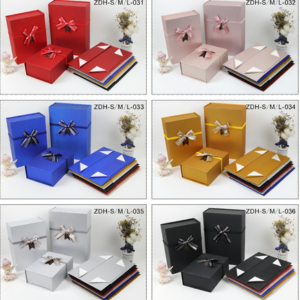 CAJA DE REGALO CON MOÑO GRANDE COLOR SURD. 2025080821220