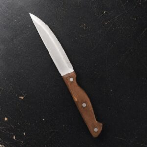 Cuchillo de Cocina Serrado con Mango de Madera
