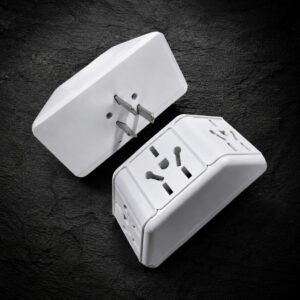 Adaptador Universal de Enchufe – Multitoma
