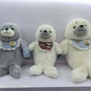 Foca con babero 30cm