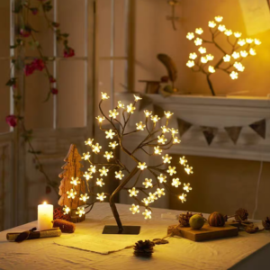 ARBOLITO CON 48 LUCES DE FLORES CÁLIDO
