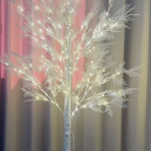 ARBOL CON 300 LUCES CÁLIDO 1.5M